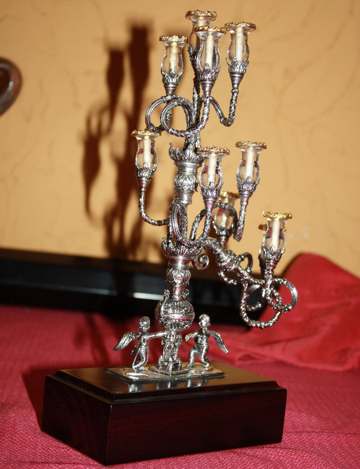 Miguel Zúñiga Navarro y Granada Cofrade, premios “Nazareno del año” y “Candelabro de Cola” 2015